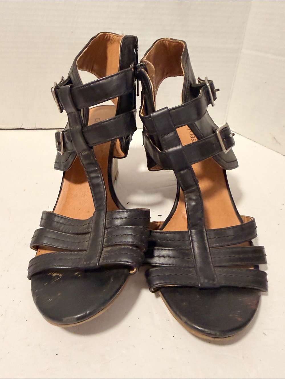 Source Unknown Black Strappy Heeled Sandals with Buckles